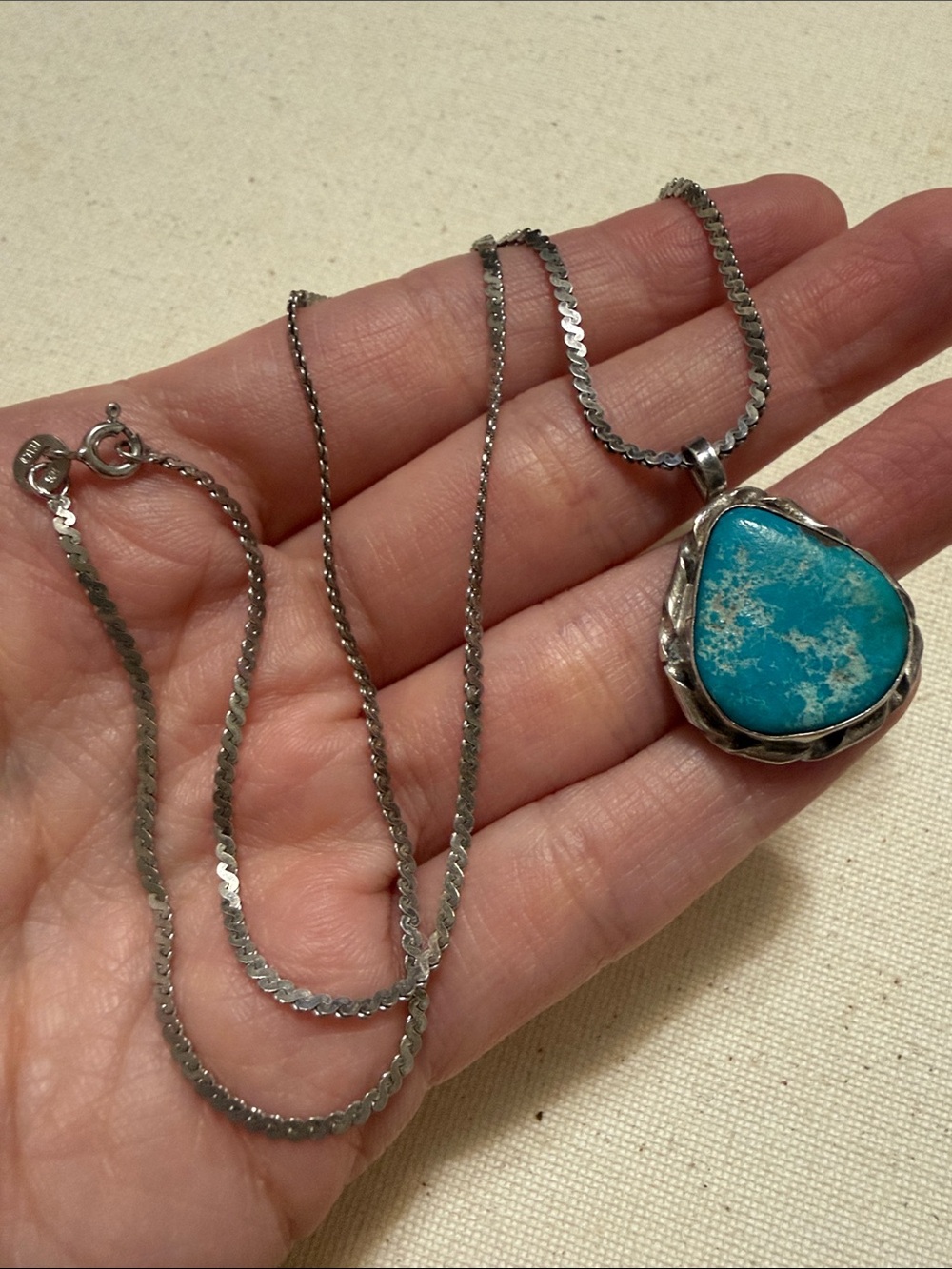 Stunning Native Sterling Silver 925 Turquoise Pendant Necklace 18’ in